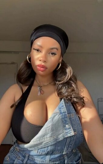 Babeinpinksilk Nude Leaks Photo 2