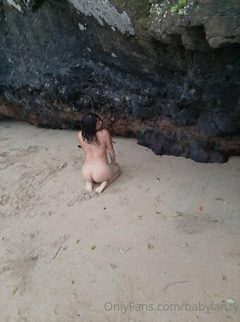 babylanzy Nude Leaks Photo 8