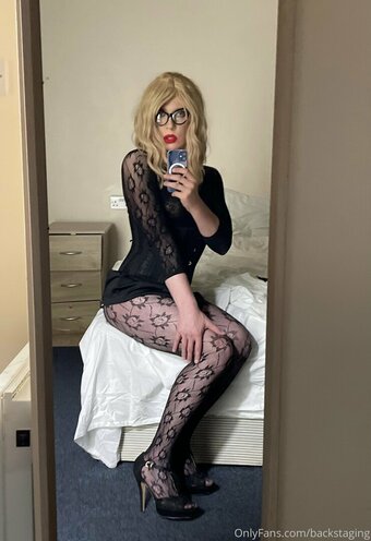 backstaging Nude Leaks Photo 1