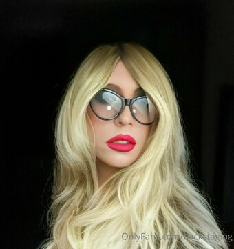 backstaging Nude Leaks Photo 4