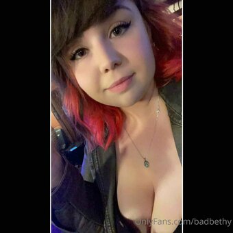 badbethy Nude Leaks Photo 3