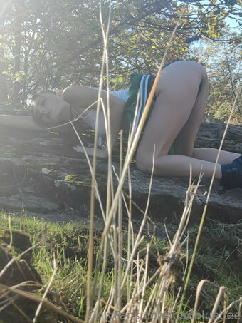 badbluebee Nude Leaks Photo 14