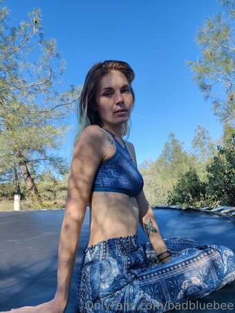 badbluebee Nude Leaks Photo 16