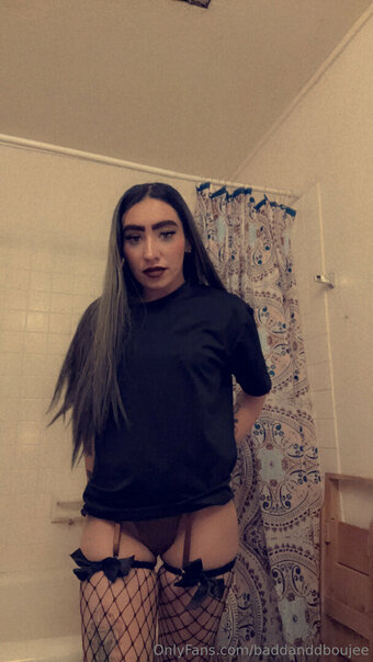 baddanddboujee Nude Leaks Photo 3