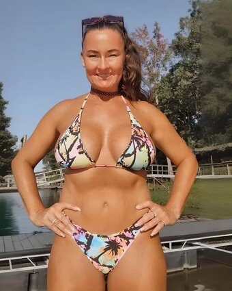 Baddie2thebone / Fitlakemomma / fit_lake_momma Nude Leaks OnlyFans Photo 3