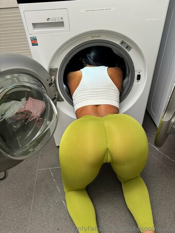baddiesgoingwild Nude Leaks Photo 4