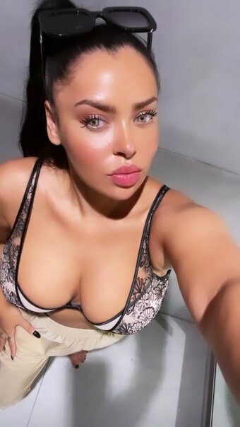 Badebal / Bade Bal / Badebl Nude Leaks OnlyFans Photo 1