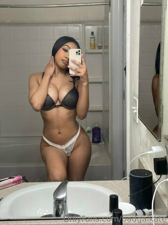 badgalkate Nude Leaks Photo 12