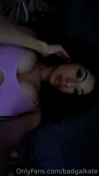 badgalkate Nude Leaks Photo 21
