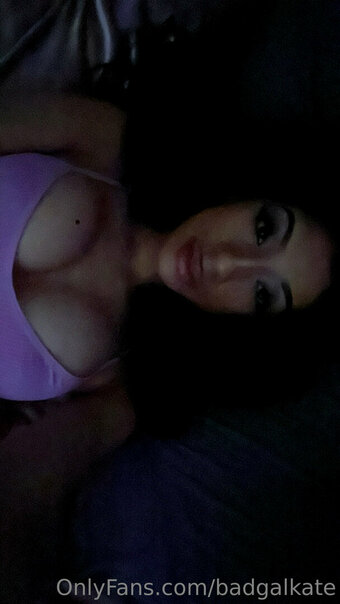 badgalkate Nude Leaks Photo 27
