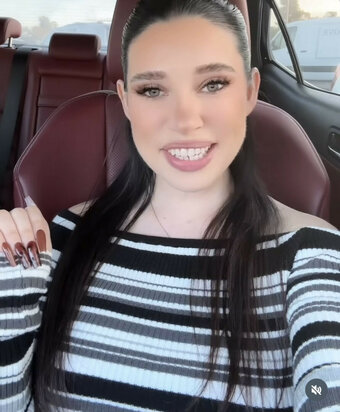 Baeeeeelyn Nude Leaks Photo 3