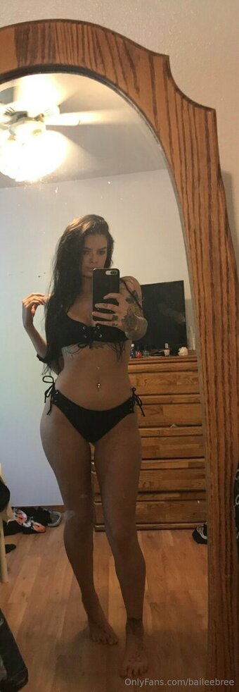 baileebree Nude Leaks Photo 19
