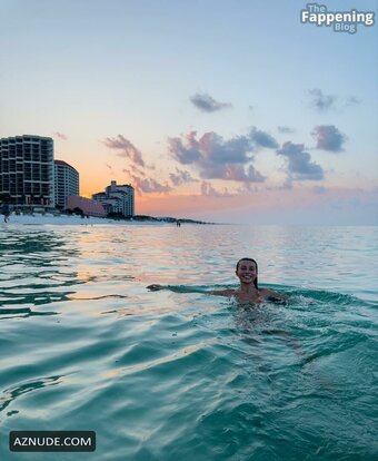 Bailey Dedrick Nude Leaks Photo 9