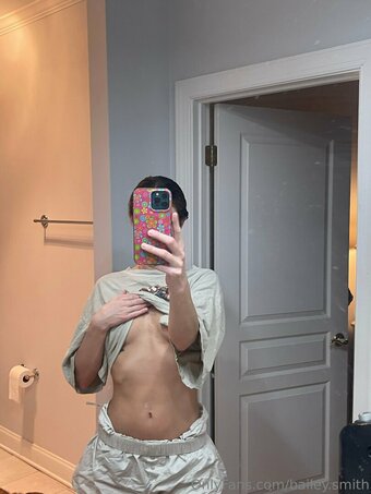 bailey.smith Nude Leaks Photo 2