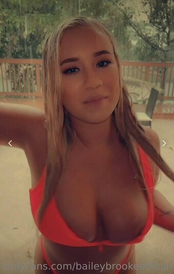 baileybrookeofficial Nude Leaks Photo 22