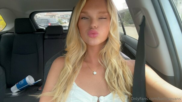 baileyevans Nude Leaks Photo 16