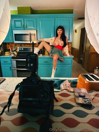 baileyjayfree Nude Leaks Photo 1