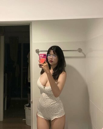 Baimiminmint Nude Leaks Photo 17