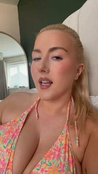 Bambi Cox Nude Leaks Photo 3