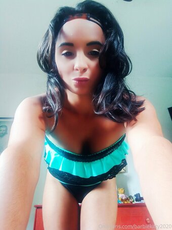 Barbara Savelli / barbarasavelli / barbiekitty2020 Nude Leaks OnlyFans Photo 14