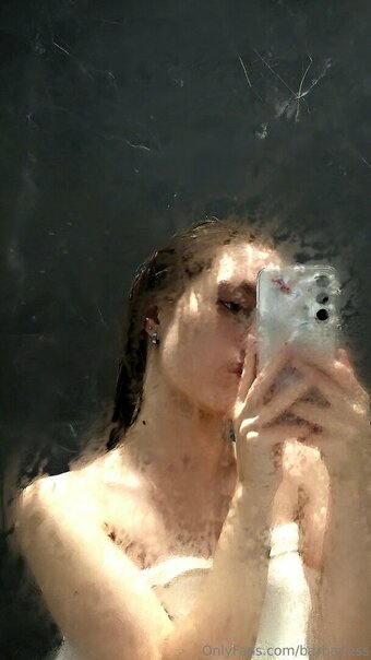 barbariess Nude Leaks Photo 10