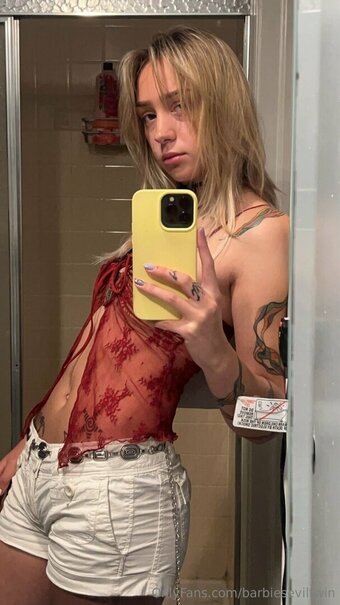 barbieseviltwin / ratpiss67 Nude Leaks OnlyFans Photo 4