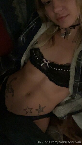 barbieseviltwin / ratpiss67 Nude Leaks OnlyFans Photo 6