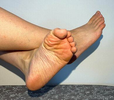 barefootmini Nude Leaks Photo 7