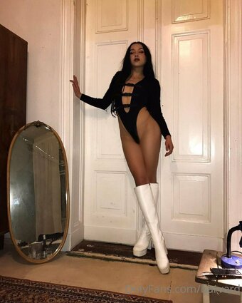 Barvard Nude Leaks OnlyFans Photo 8