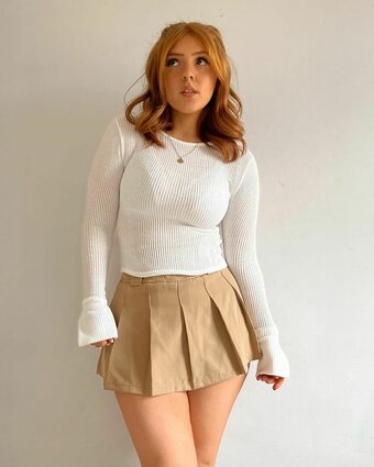 basicallycatx / formerly catttttt___ Nude Leaks Photo 2