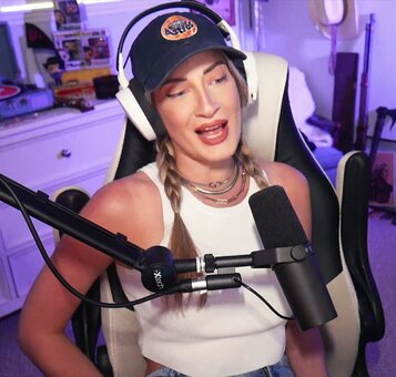 BasicWitGirl / tbhlessbasic Nude Leaks OnlyFans Photo 2