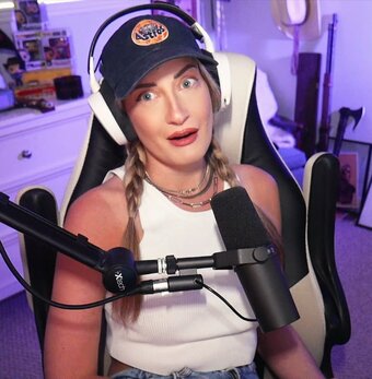 BasicWitGirl / tbhlessbasic Nude Leaks OnlyFans Photo 6