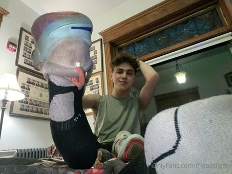 basilgray Nude Leaks Photo 2