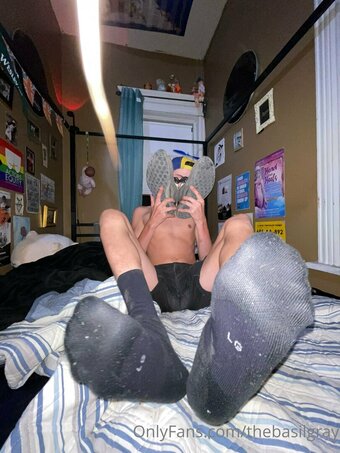 basilgray Nude Leaks Photo 12