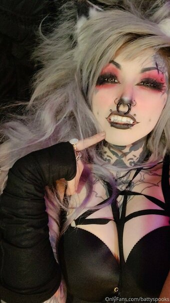 Battyspooks Nude Leaks OnlyFans Photo 13