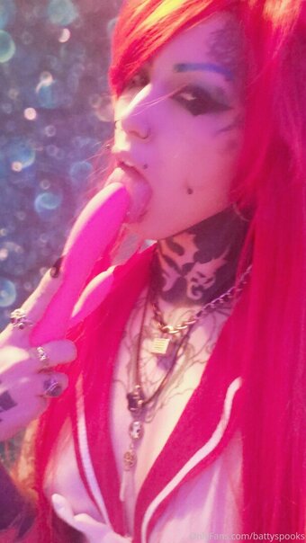 Battyspooks Nude Leaks OnlyFans Photo 17