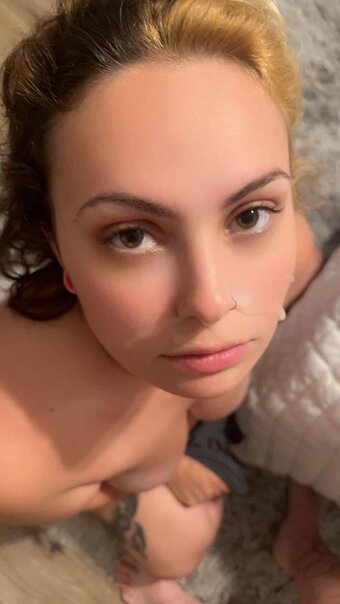 bbdesssy / _desssybb / https: Nude Leaks OnlyFans Photo 11