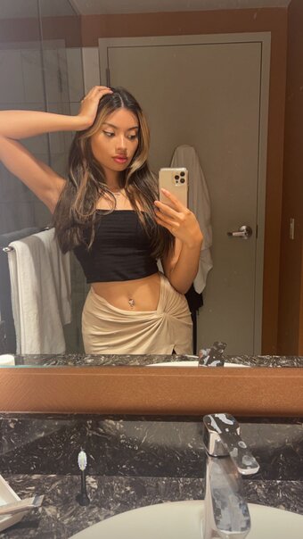 bbgstarr / _bbgstarr Nude Leaks OnlyFans Photo 1