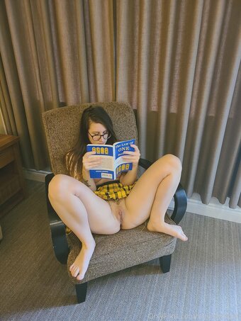 bbjademoon Nude Leaks Photo 10