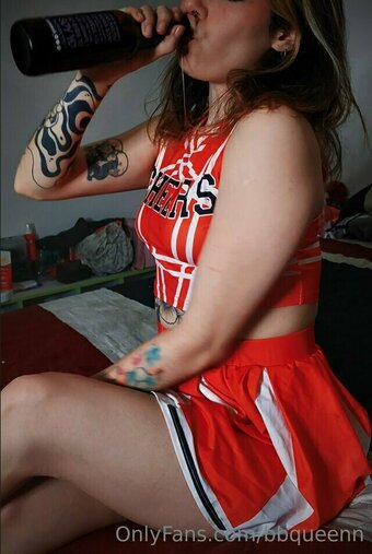 bbqueenn Nude Leaks Photo 9