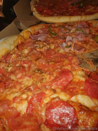 bbwpixipix Nude Leaks Photo 2