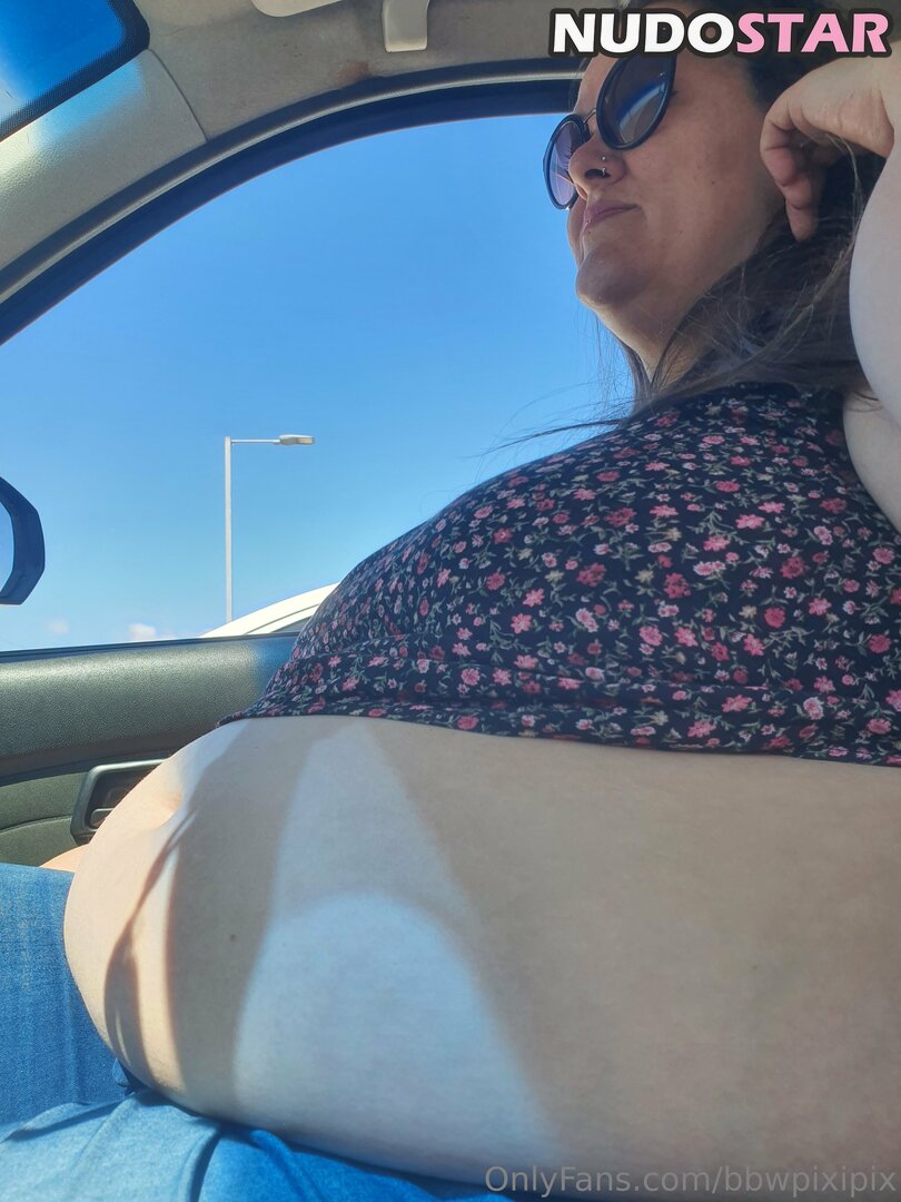 bbwpixipix Nude  14