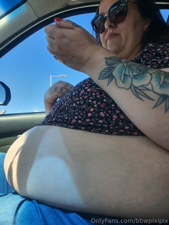 bbwpixipix Nude Leaks Photo 24