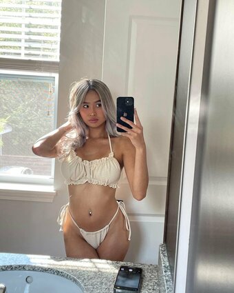 bbyivee Nude Leaks Photo 4