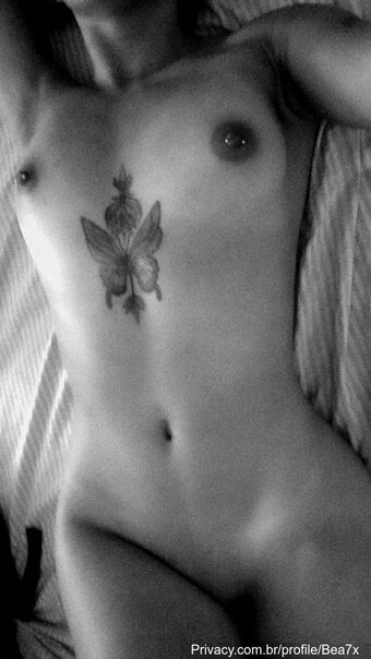 Bea7x / eubea_x Nude Leaks Photo 24