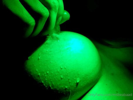 beabaad / ezzobea Nude Leaks OnlyFans Photo 17