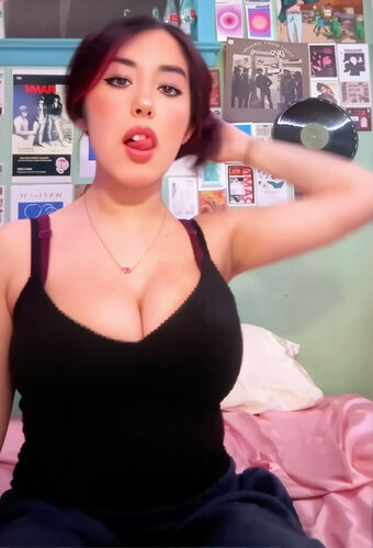 Beababoo69 / tbhjuliet Nude Leaks Photo 2
