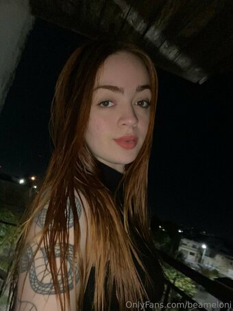 beameloni Nude Leaks Photo 3