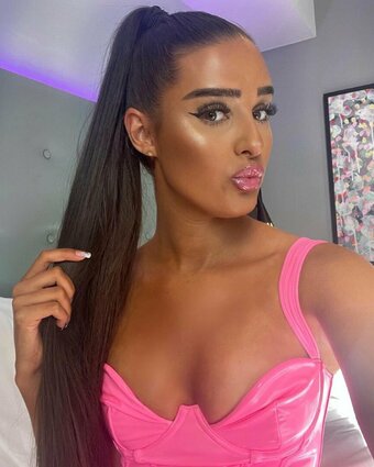 beardon Nude Leaks Photo 5