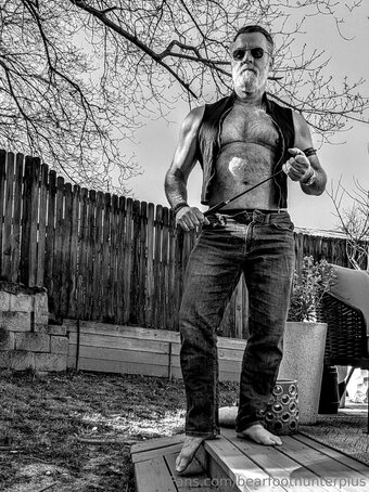 bearfoothunterplus Nude Leaks Photo 3